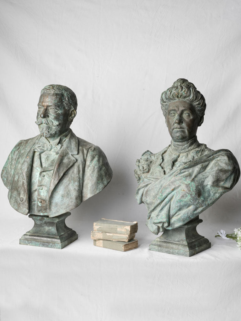 Historical bronze portrait statues