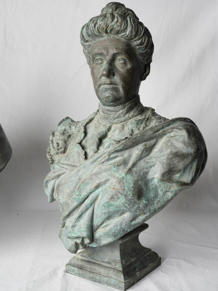 Elegant verdigris bronze pieces