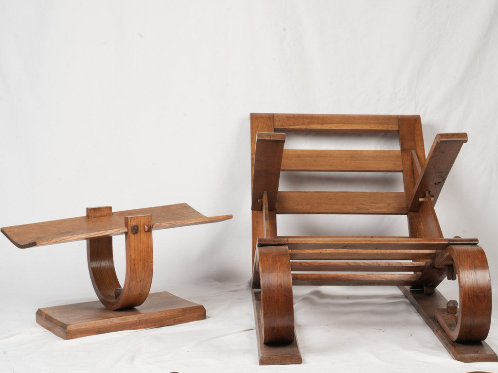 Sculptural low-seating magazine rack