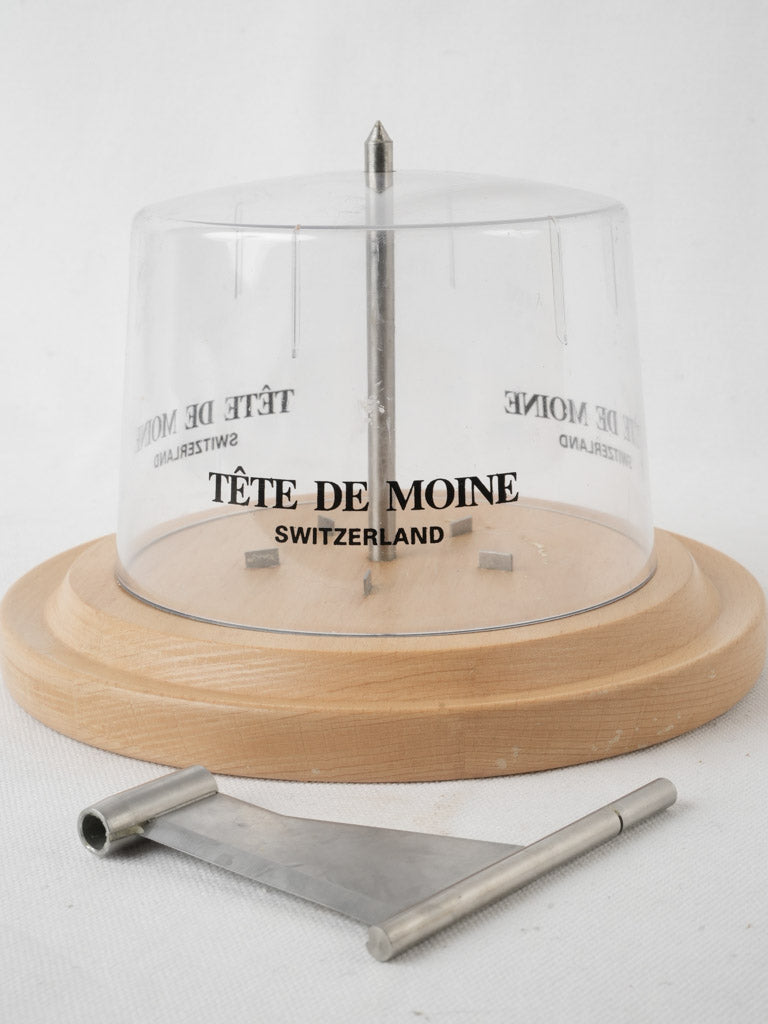 Artisanal Tête de Moine Shaver