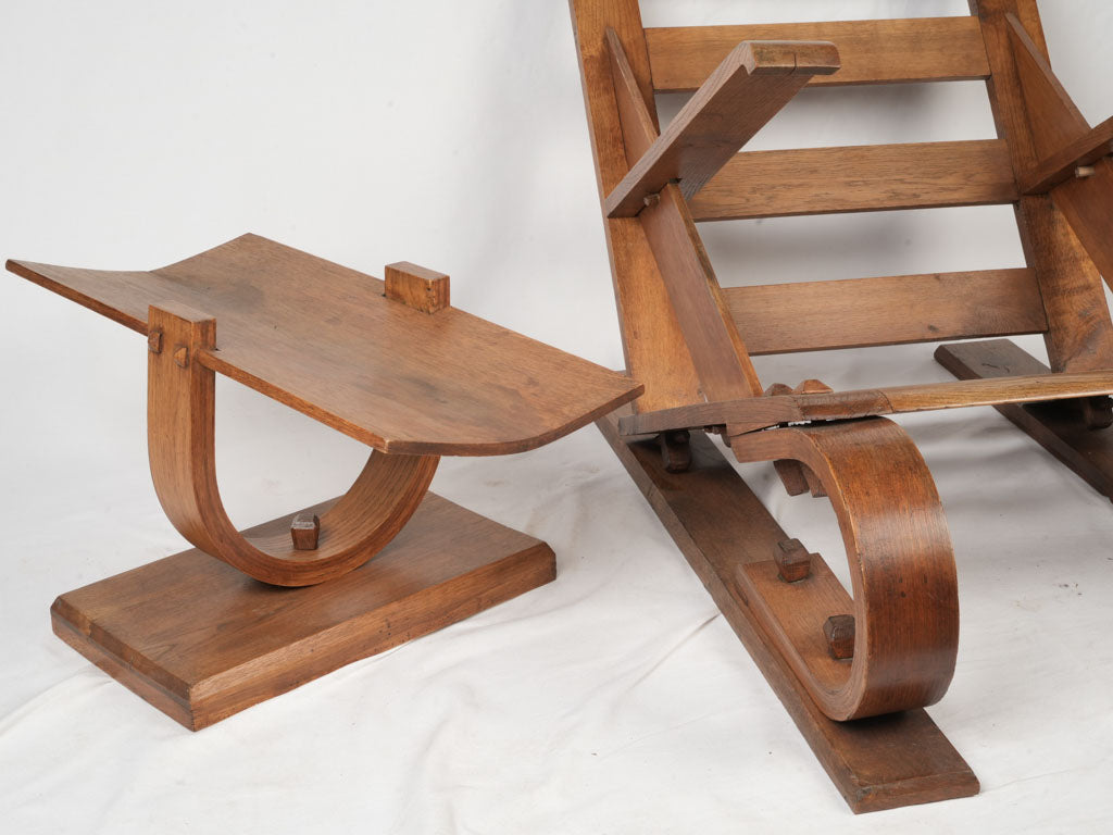 Dynamic curved wood armchair
