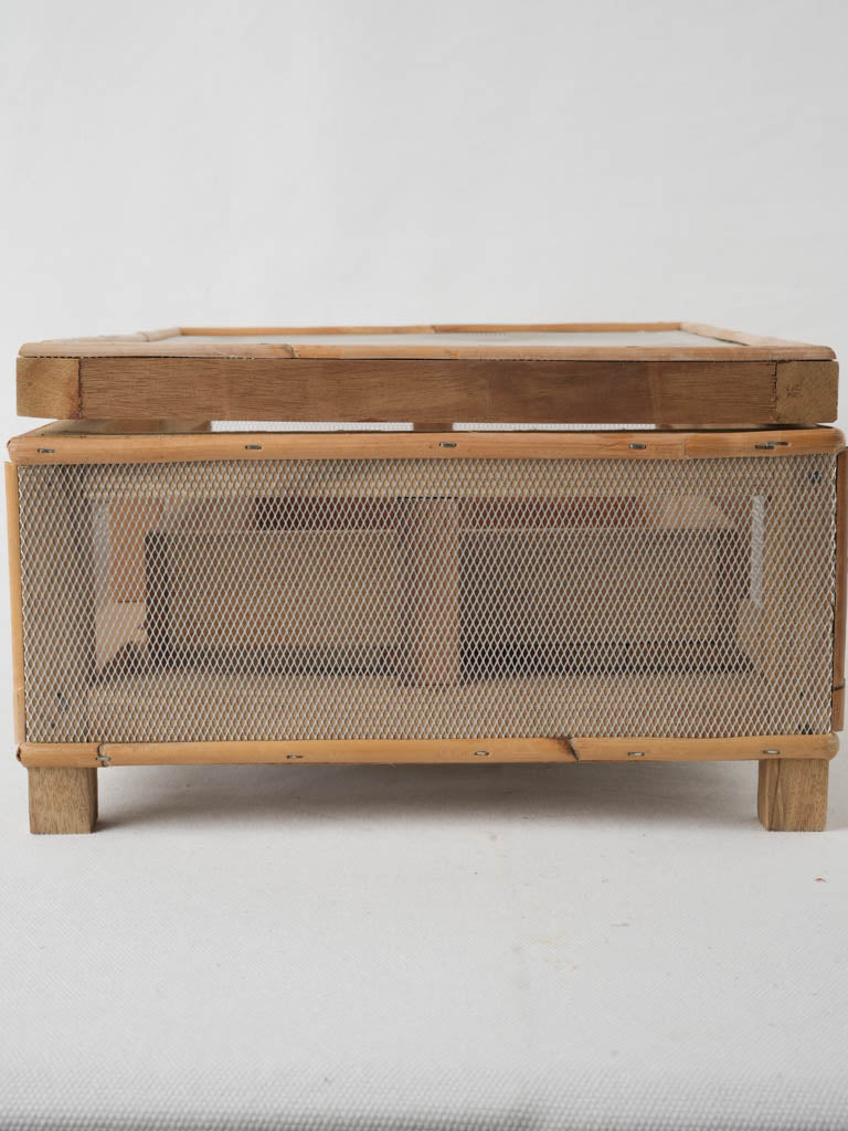 Artisanal wooden cheese keeper with mesh