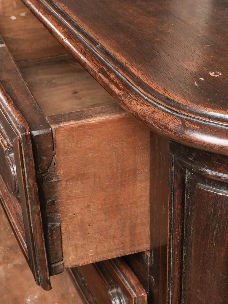 Exquisite Regency-style floral handle commode