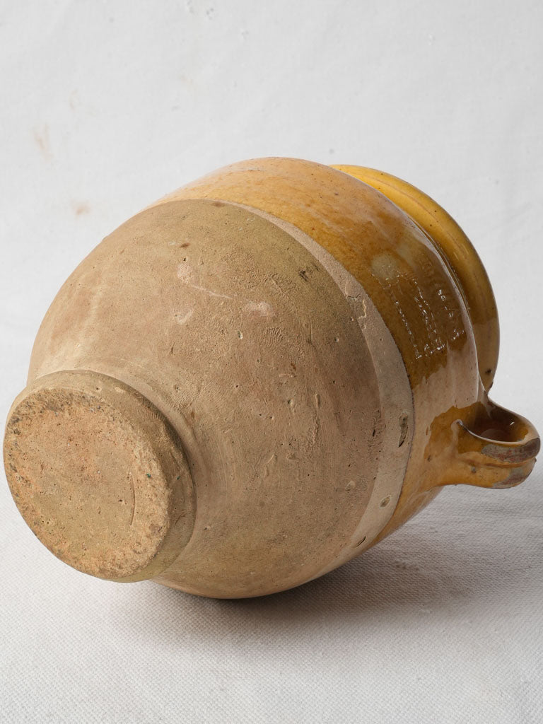 Classic rounded pottery confit pot