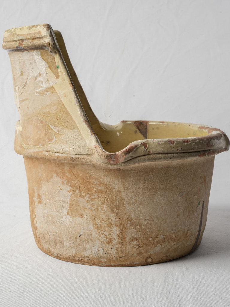 Artisanal 19th-century French basin