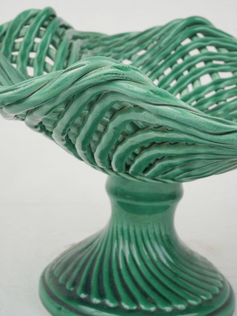 Airy Lattice Design Fruit Bowl