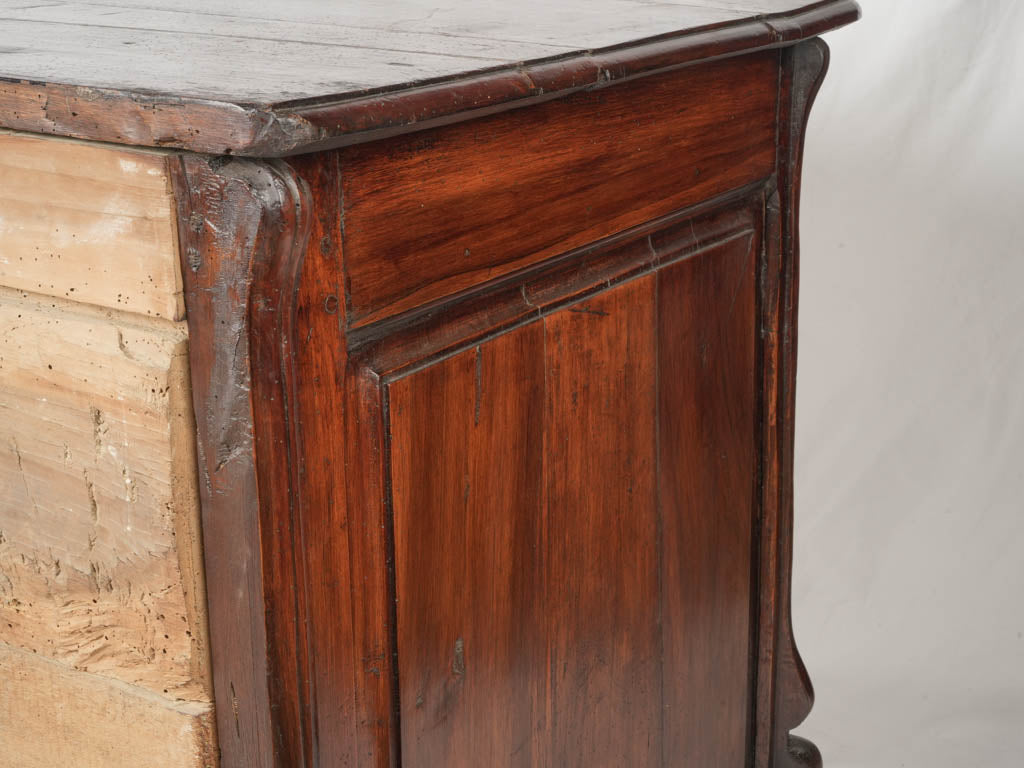 Authentic 18th-century accent piece