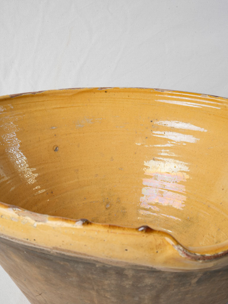 Classic French countryside ceramic bowl