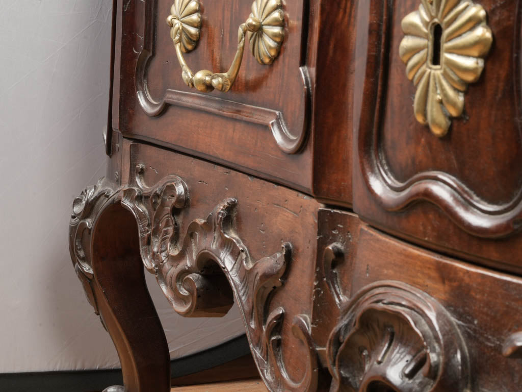 Timeless French walnut commode