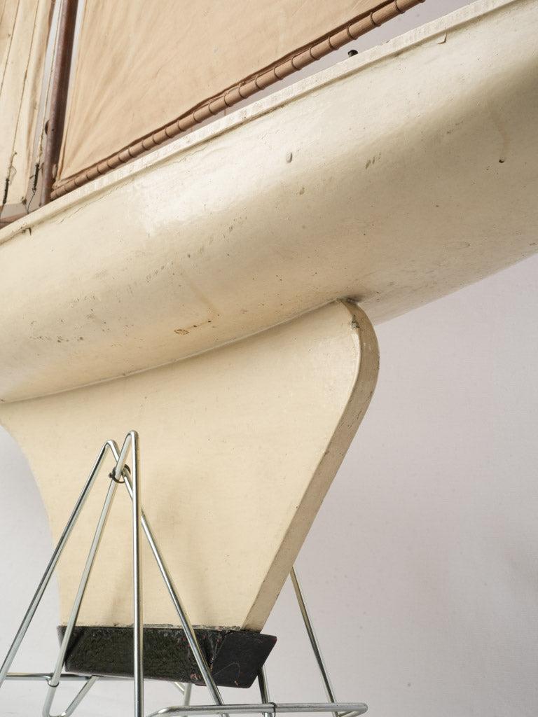 Timeless craftsmanship French pond yacht