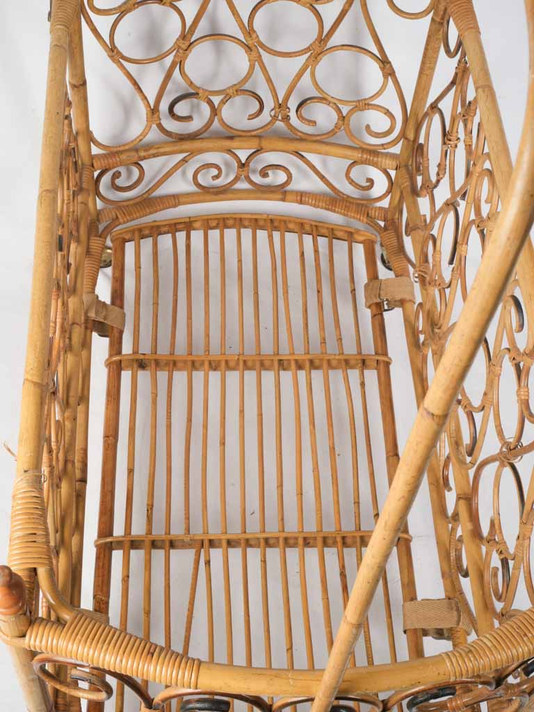 Artisanal mid-20th-century cradle