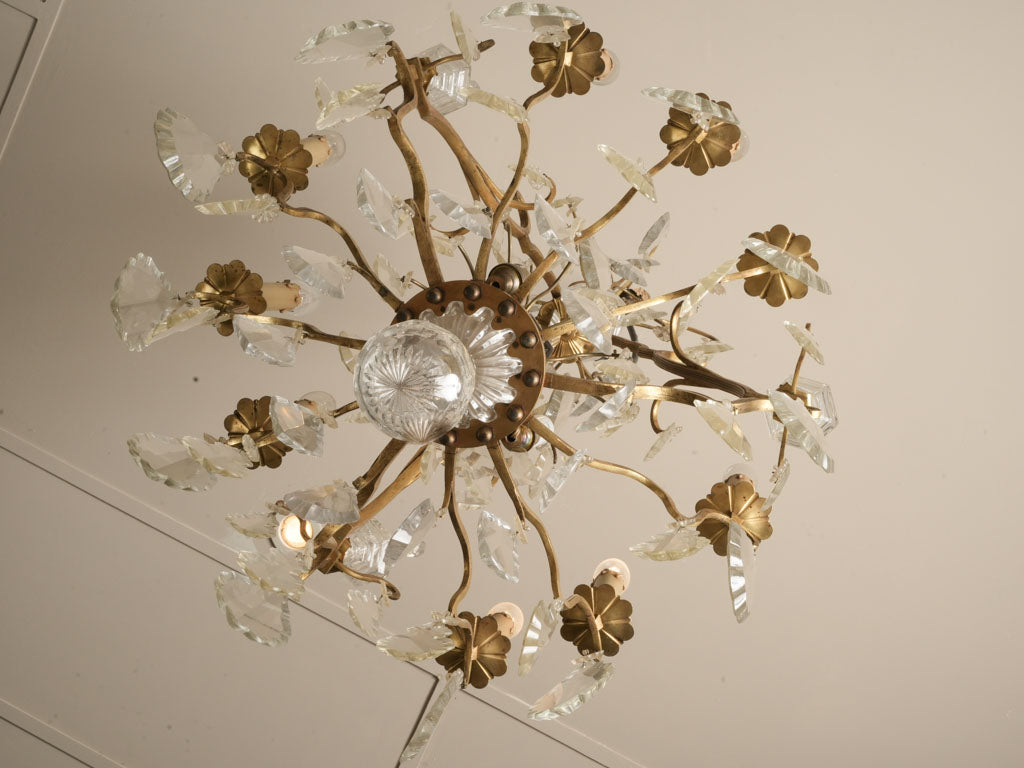 Majestic large pendant adorned illumination