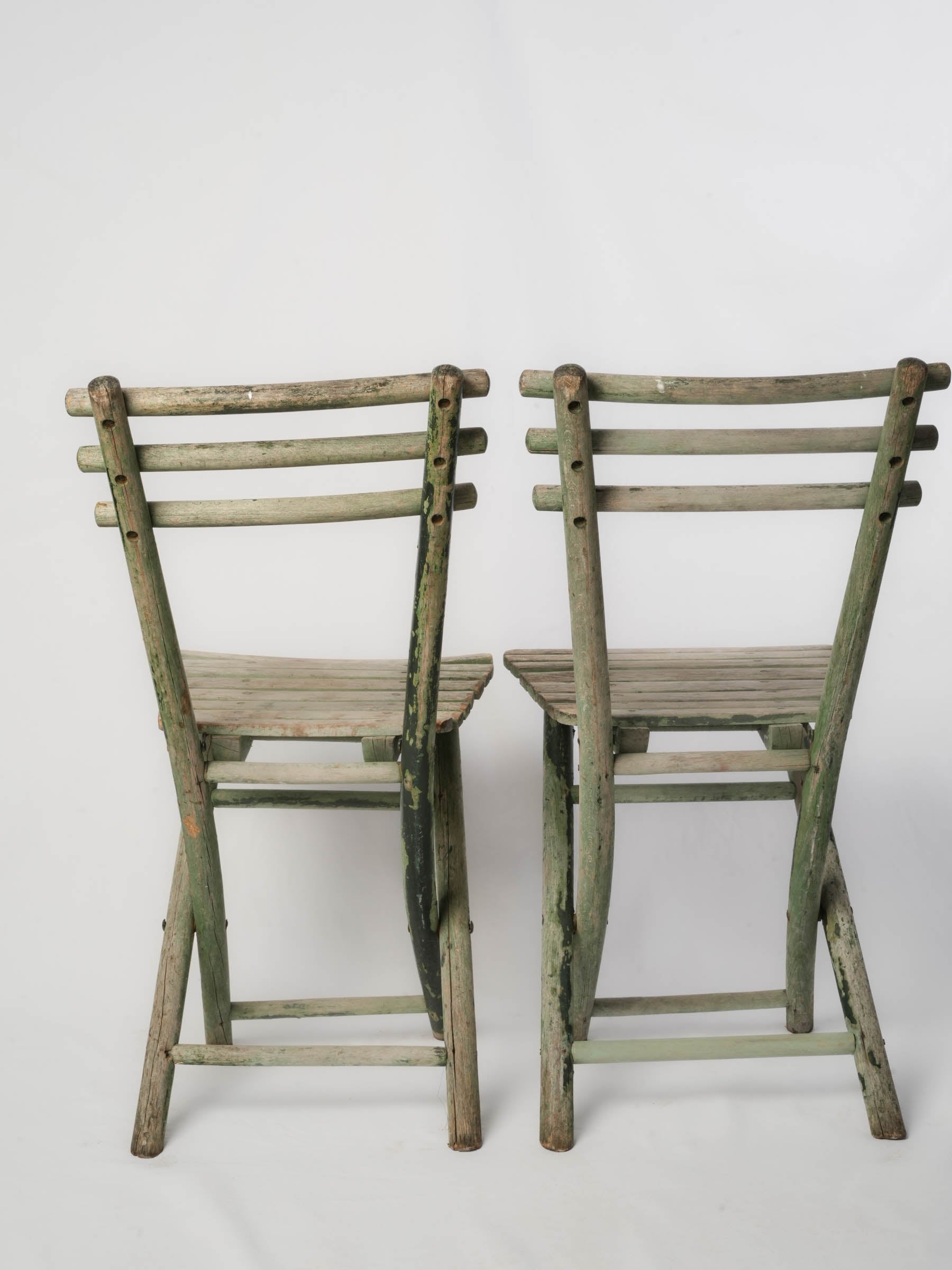 Stylishly rustic slatted seat chairs