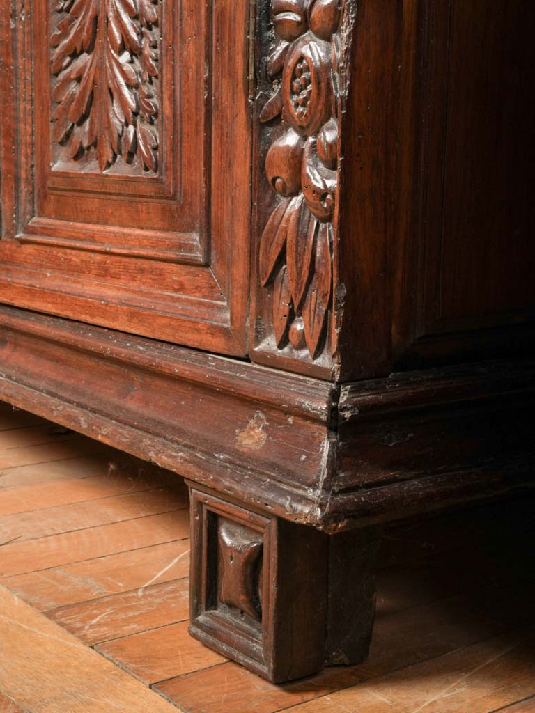 Sumène crafted masterpiece wardrobe