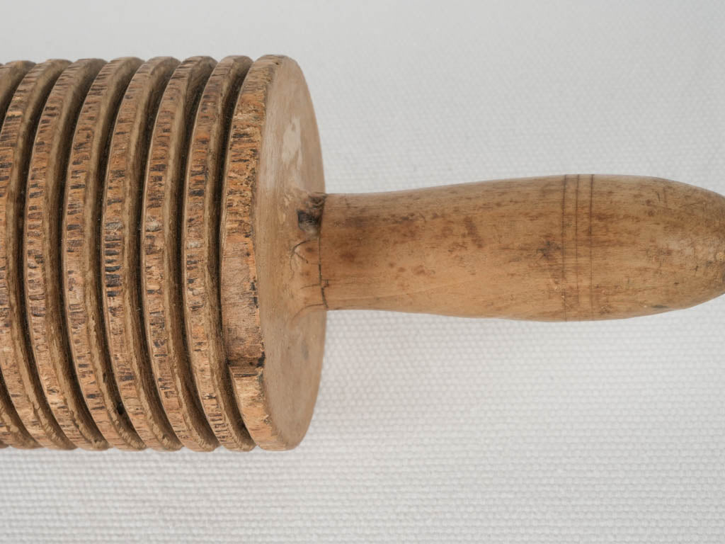 Vintage ribbed wooden dough pin