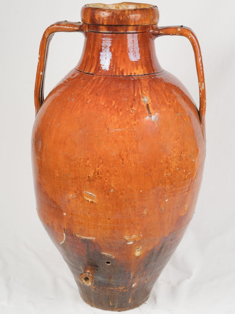 Large ocher 19th-century Puglian capasone jar