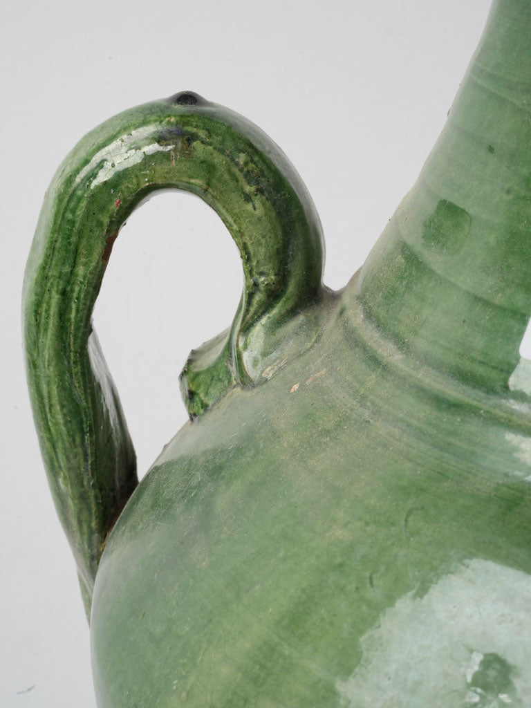 Traditional French domestic vessel