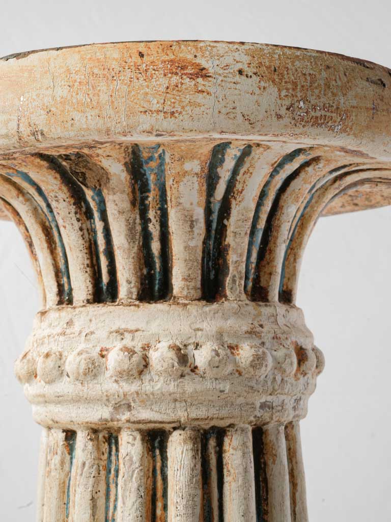 Refined sculptural urn-shape stand