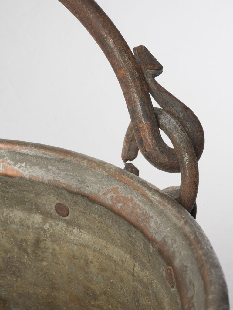 Rolled rim French copper cauldron