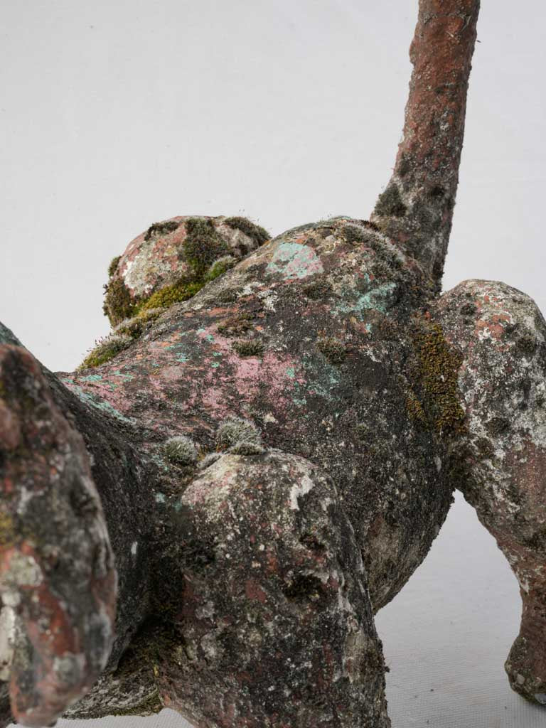 Unique aesthetic tiger sculpture