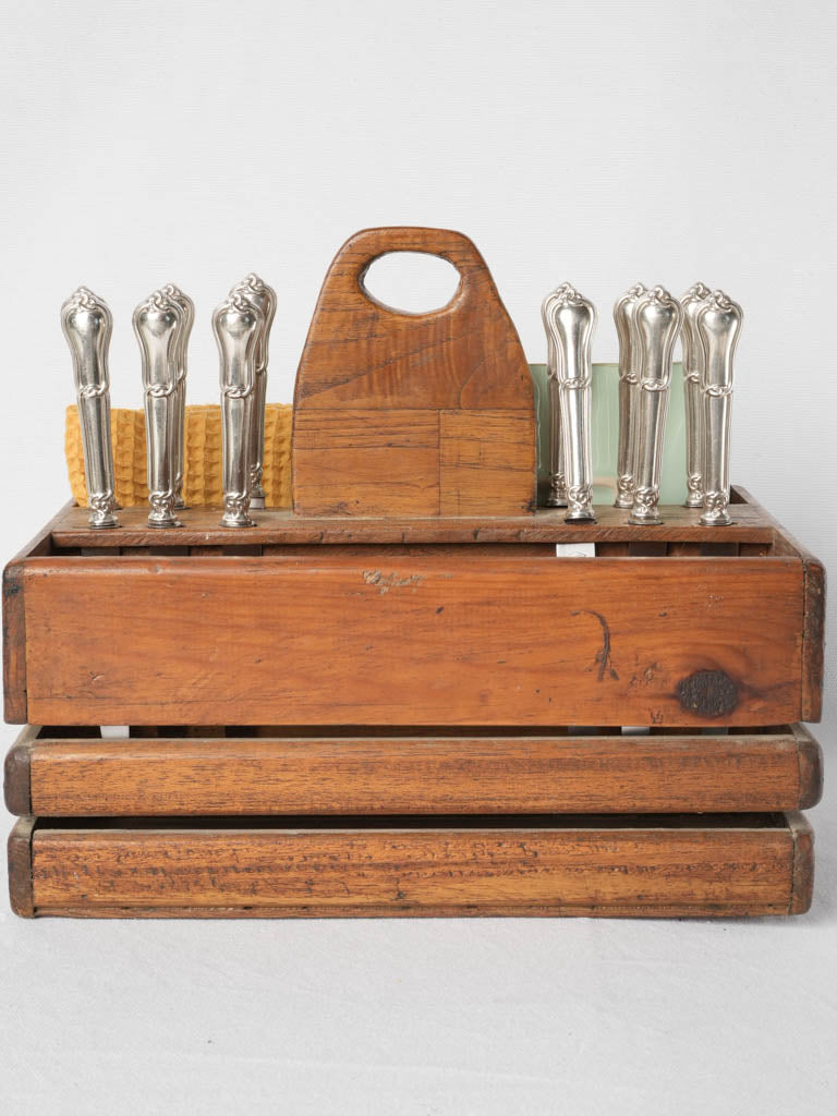 Aged wooden serveware caddy