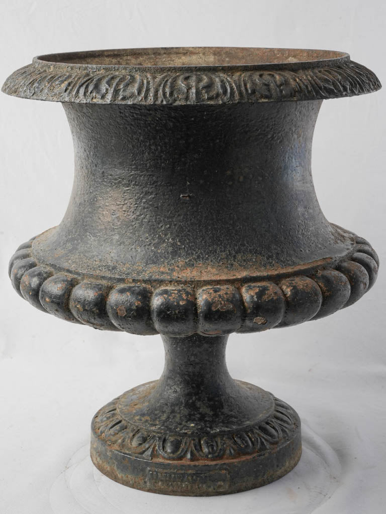 Refined historical accent decor urn