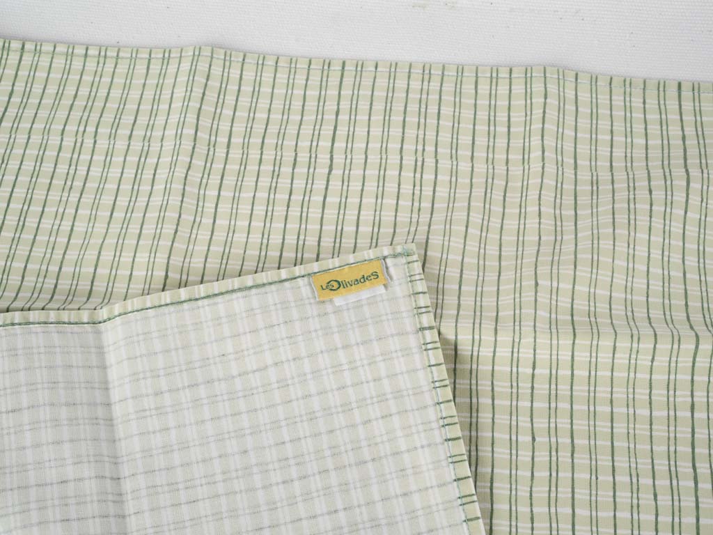 Quality textile dinner serviettes