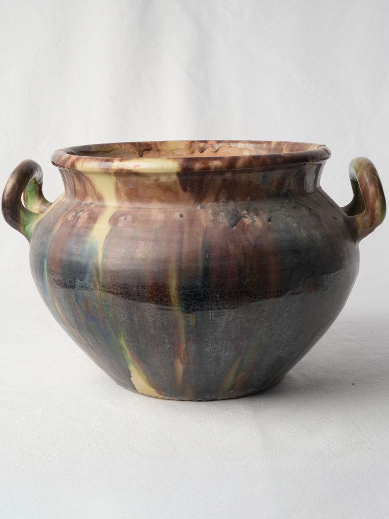 Rustic marmite-shaped planter