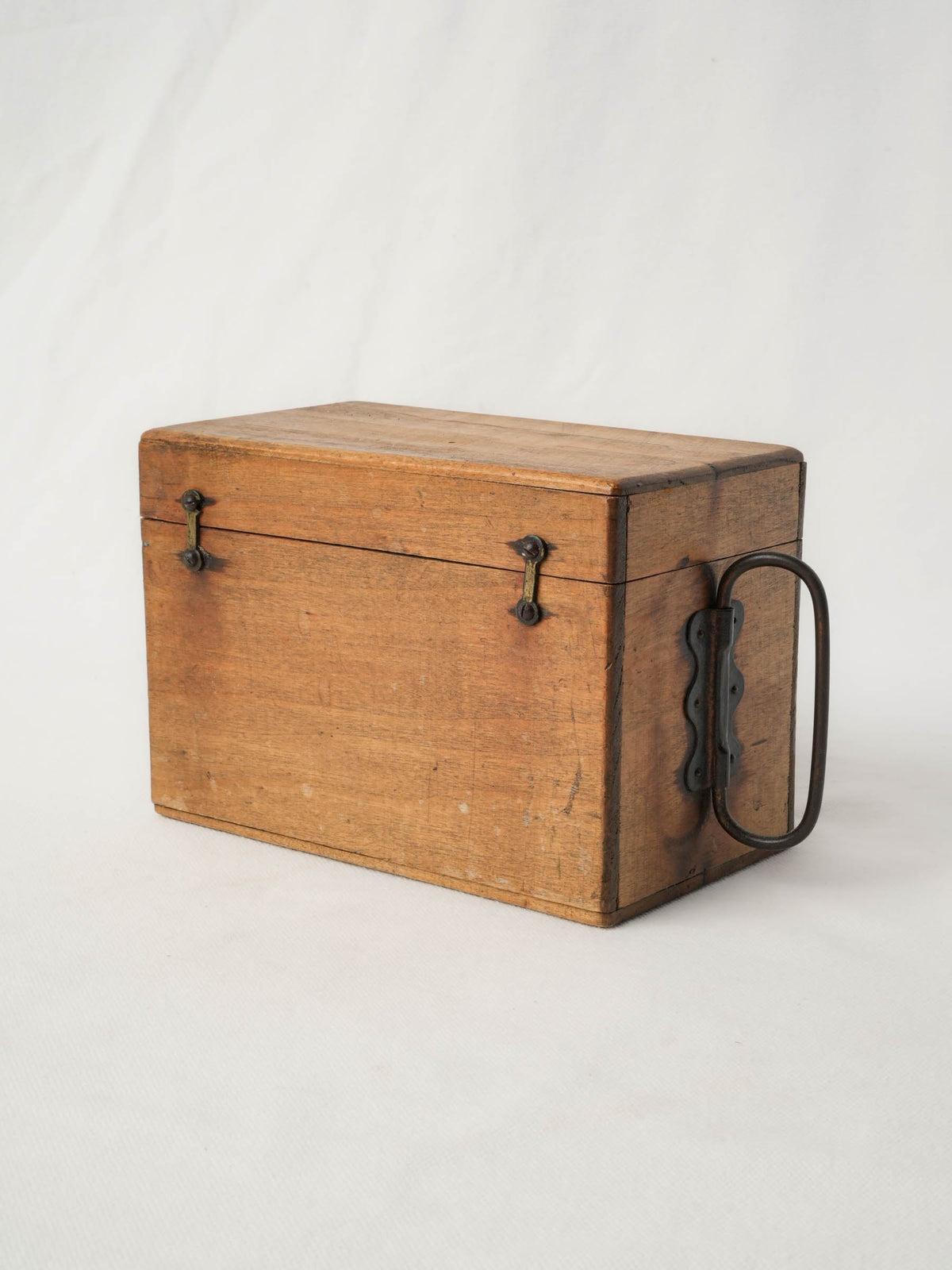 Vintage wooden box w/ latches