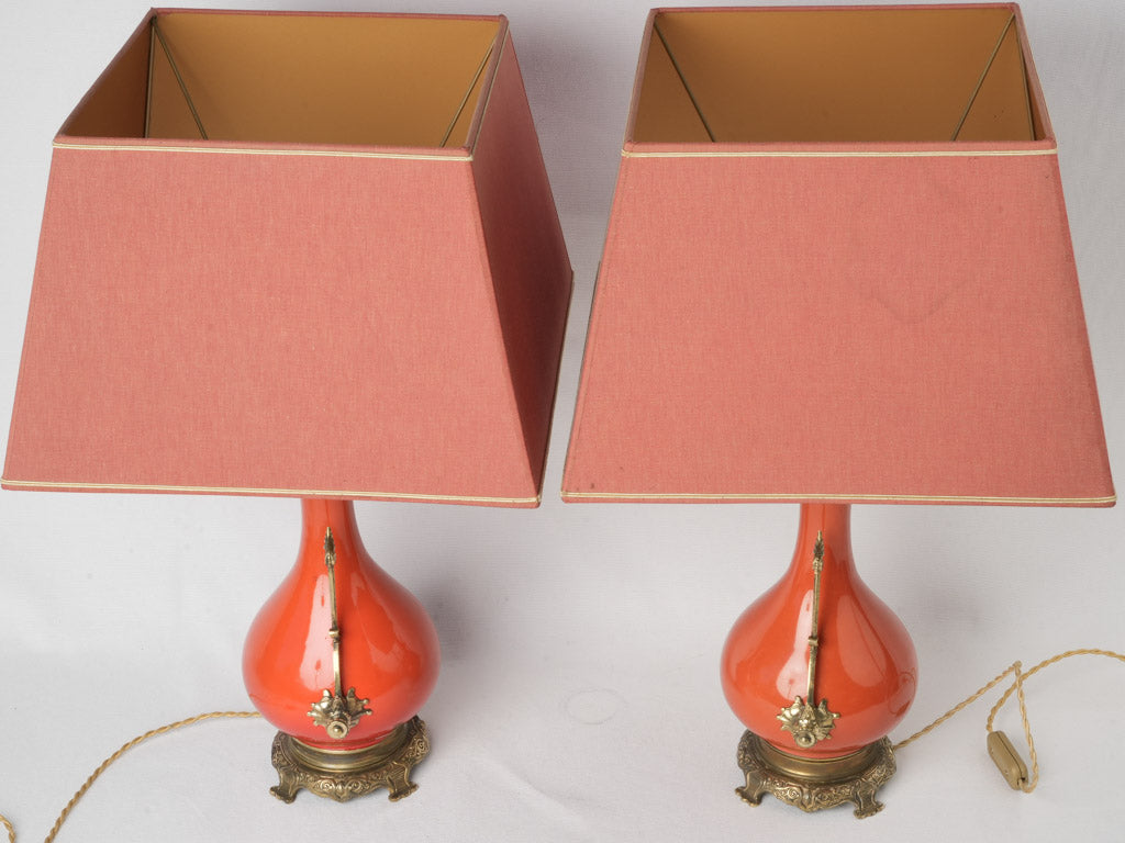 Modern, stylish, vibrant, electric, red, ceramic, lamp