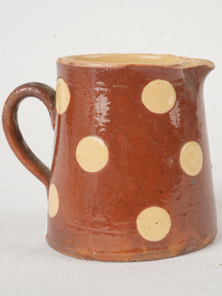 Early 20th-century earthenware creamer