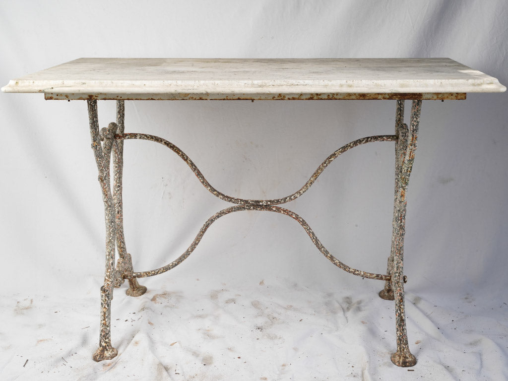 Exquisite romantic vintage dining table