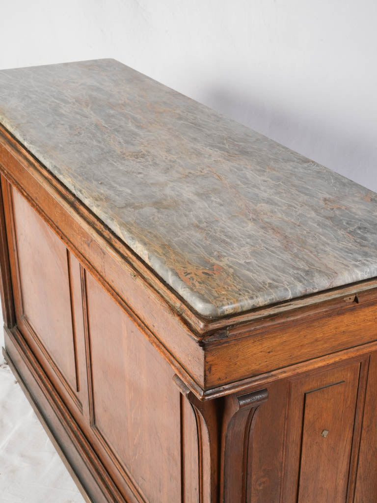 19th-century French display counter