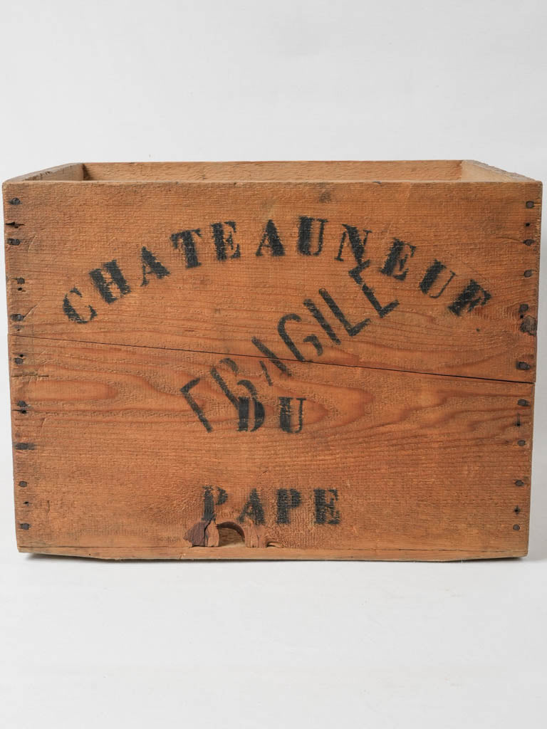 French historic Châteauneuf-du-Pape wine crate