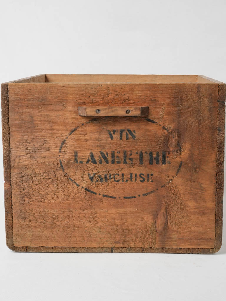 Traditional Château La Nerthe wine crate