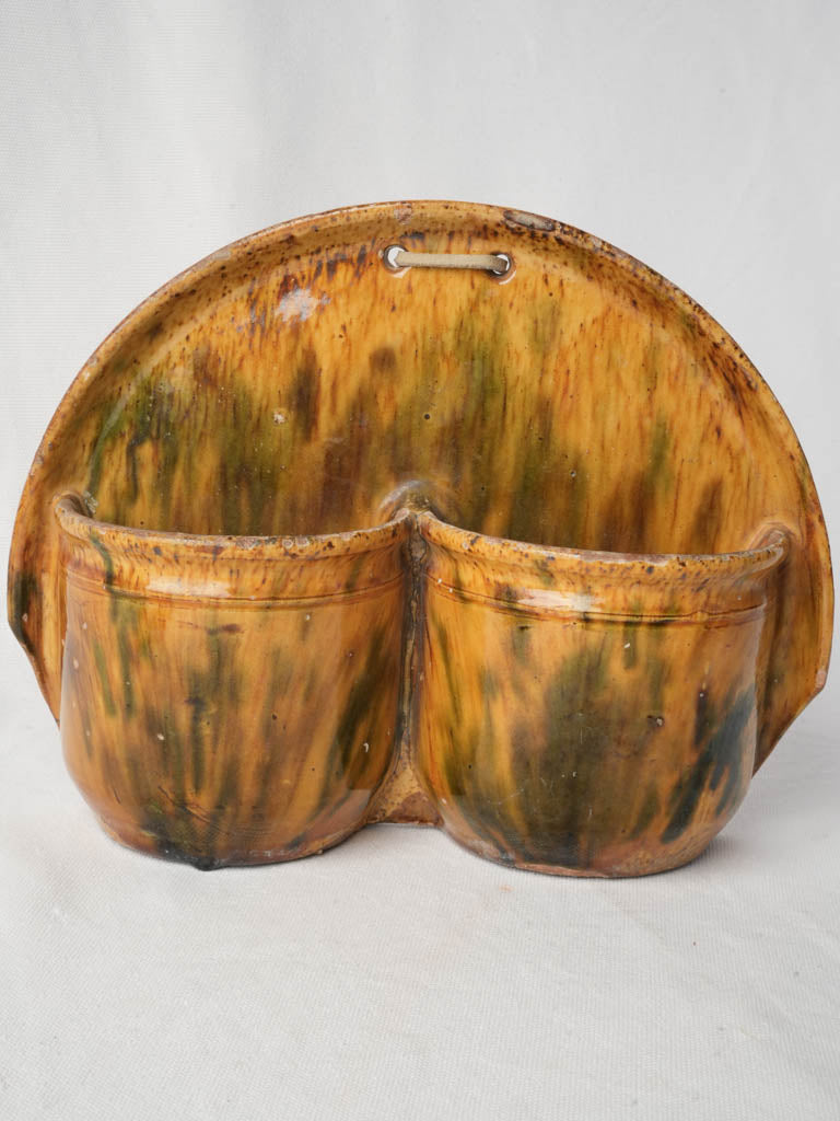 Handcrafted terracotta wall caddy