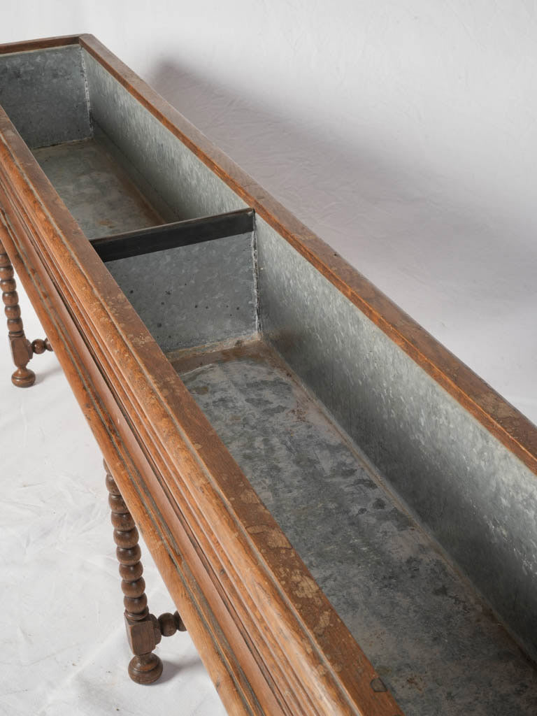 Warm Patina Reed-Molded Planter