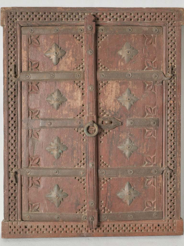 Ornate 18th-century Indian wooden panel door