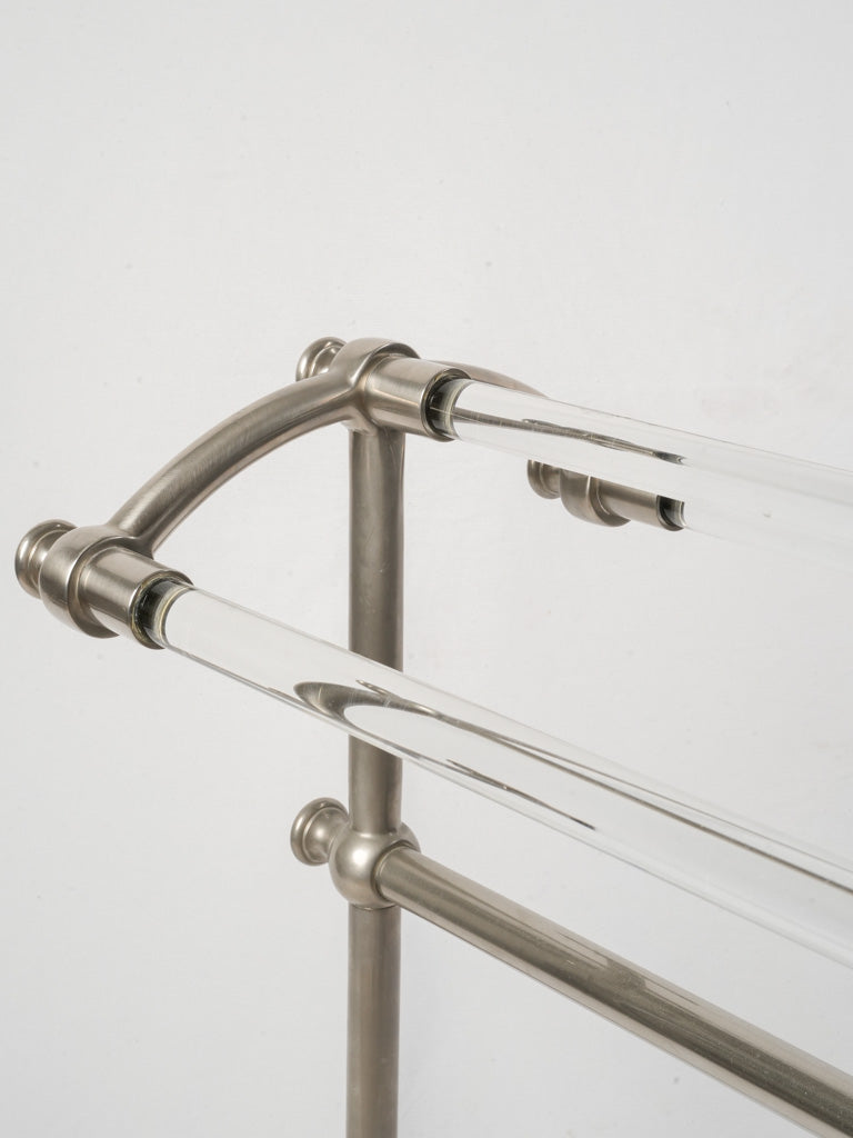 Stylish vintage glass rod holder