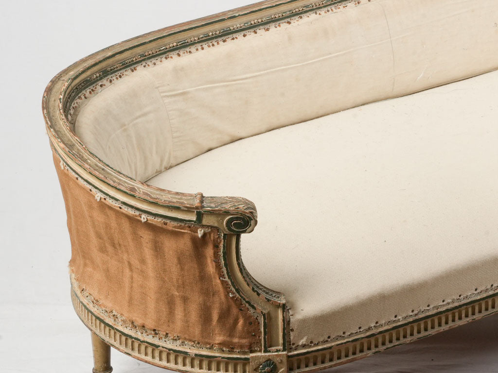 Classic carved rosettes banquette