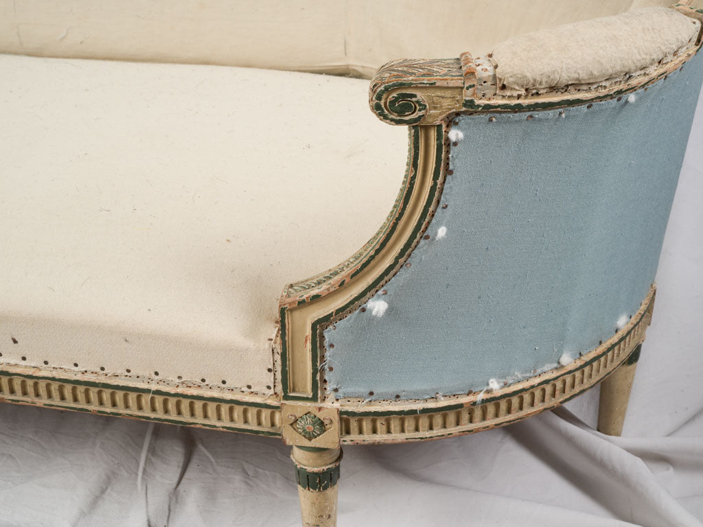 Pearl beaded rail méridienne