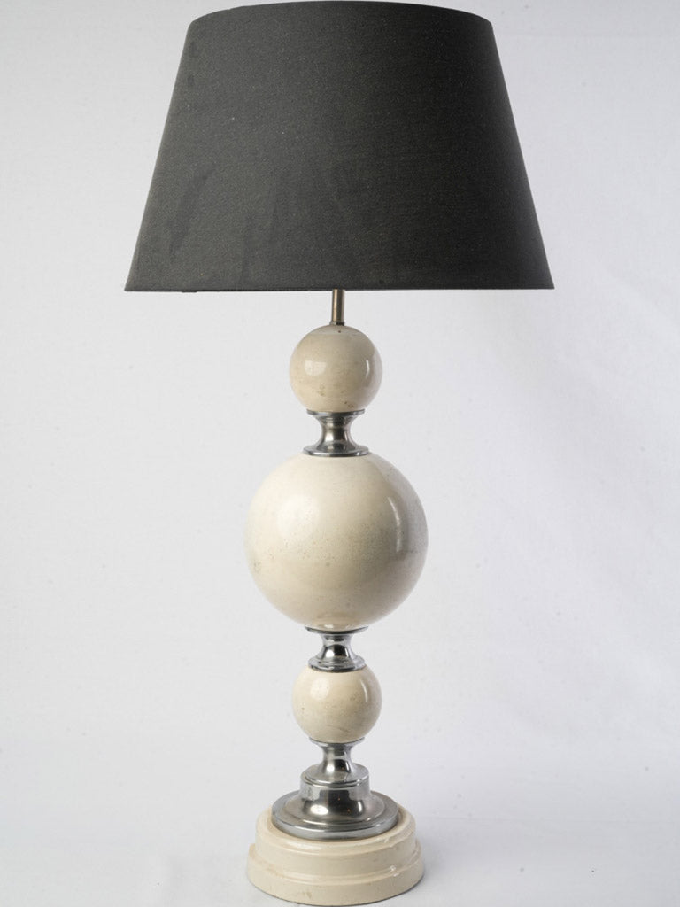 Timeless French Mid-Century Lacquered Tôle Lamp - 32¼" x 15¾"