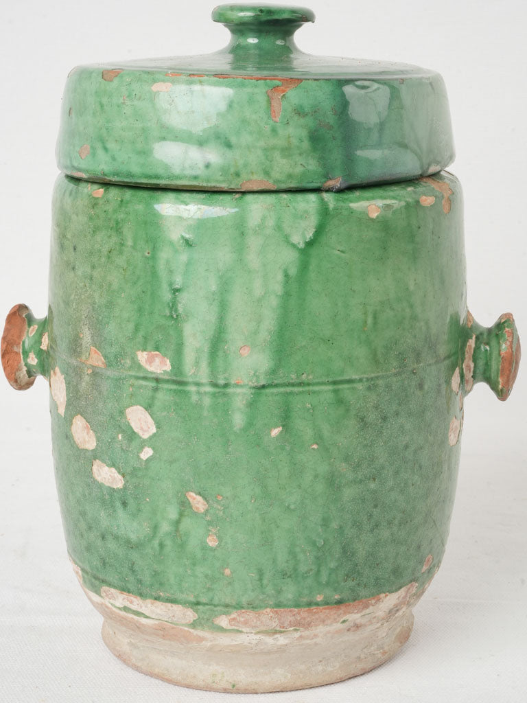 Distinctive green glaze pottery jar