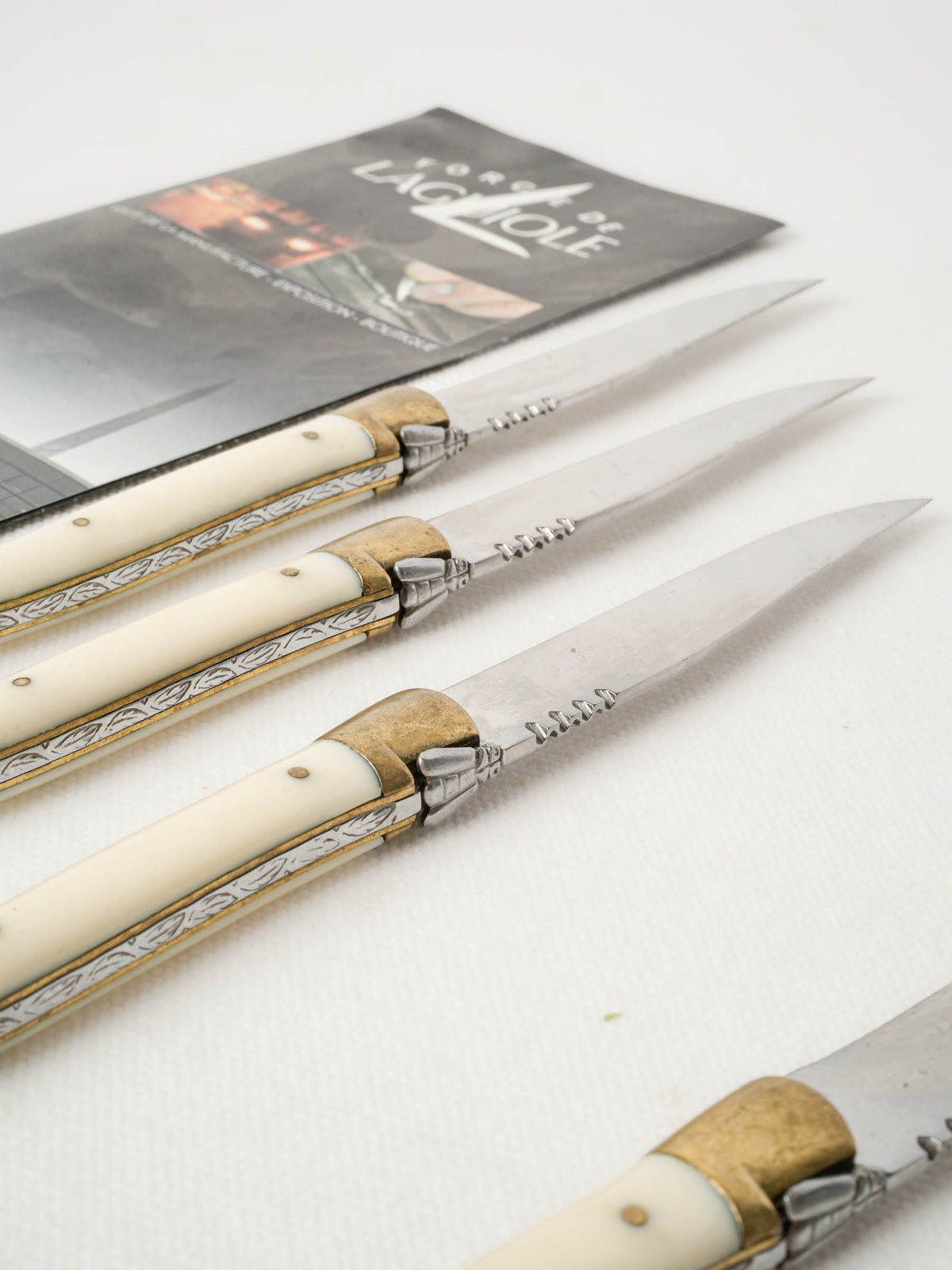 Elegant French-style cutlery set