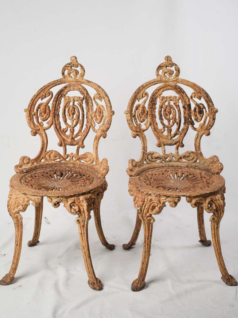 Rococo Revival garden seating