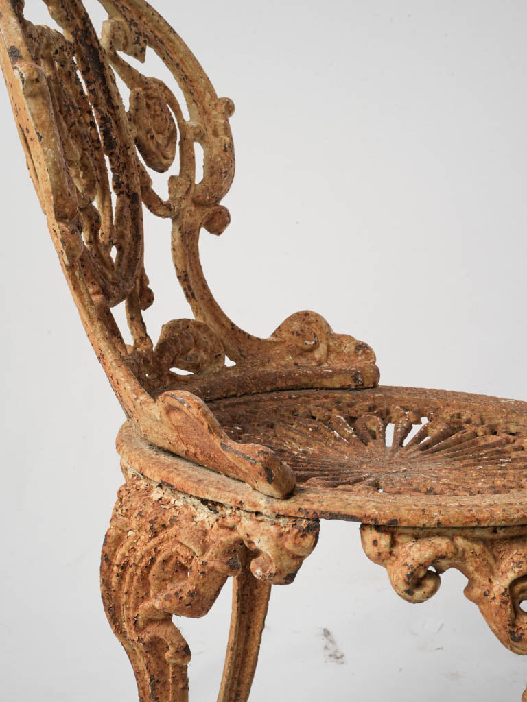 Classic sunflower seat chairs