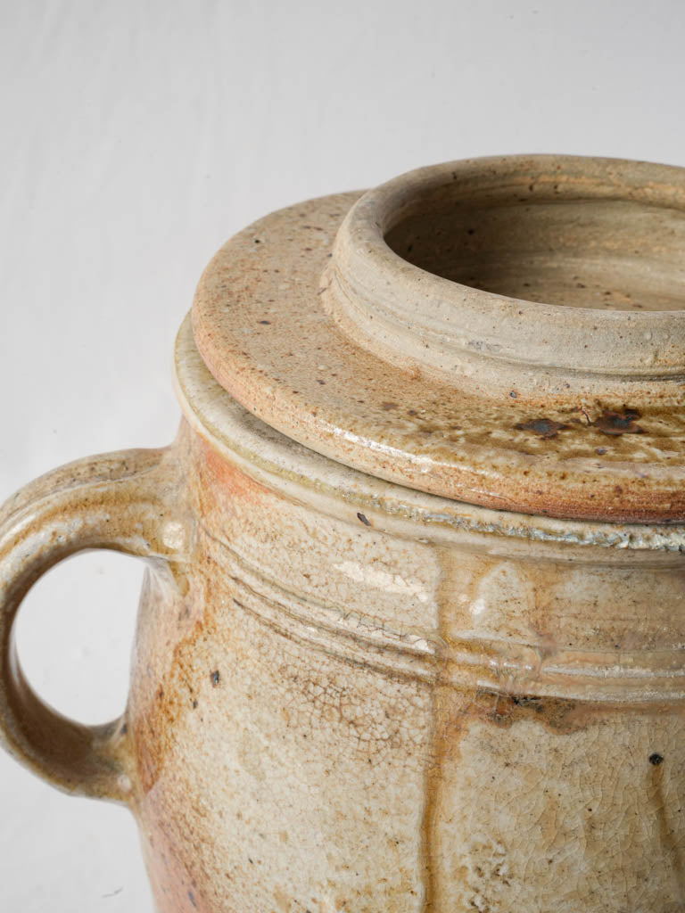 Timeless rural French container