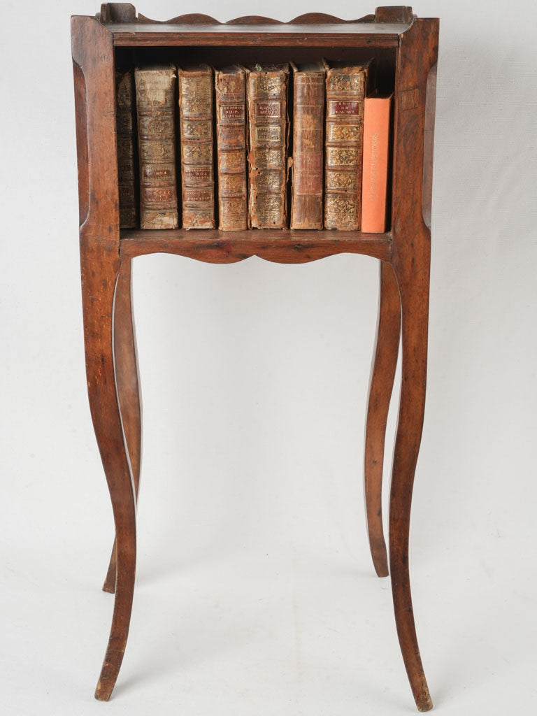 Elegant 18th-century bedside table