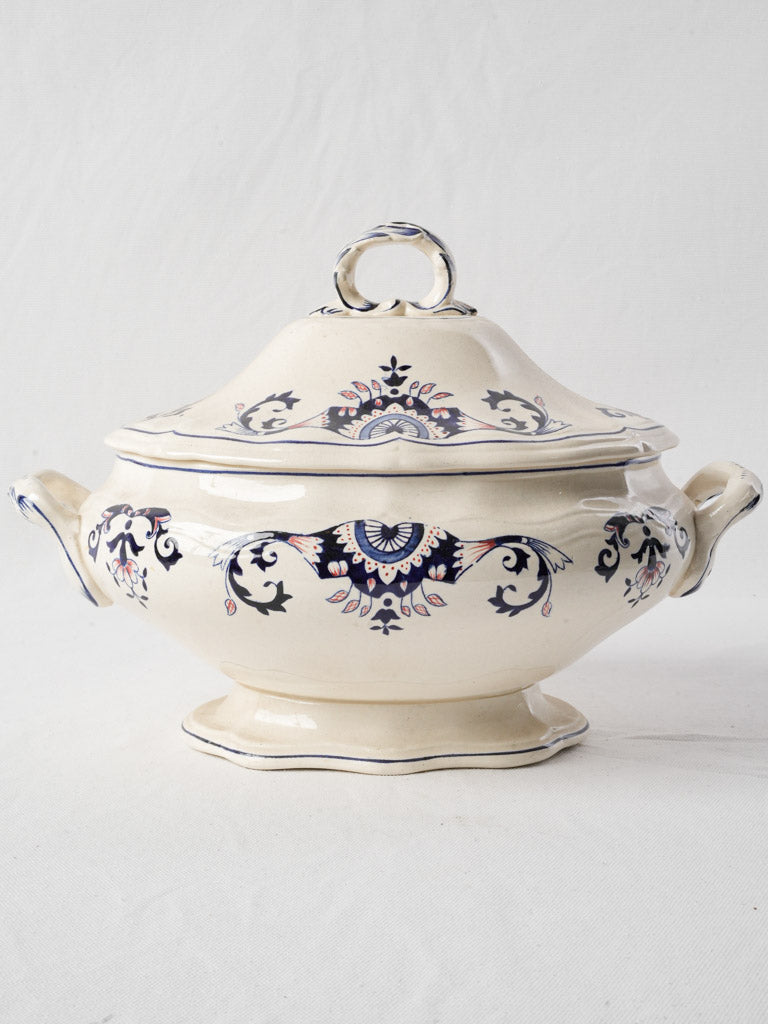 Ornate 1930s floral motif tureen