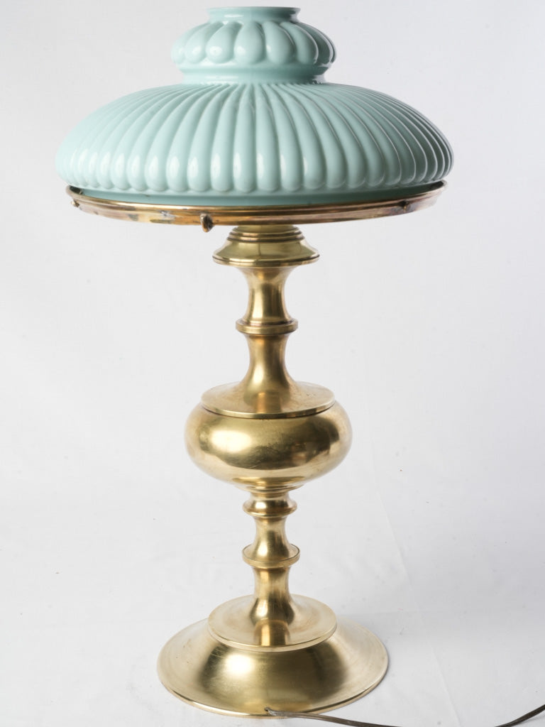 Gadrooned collar opaline lamp